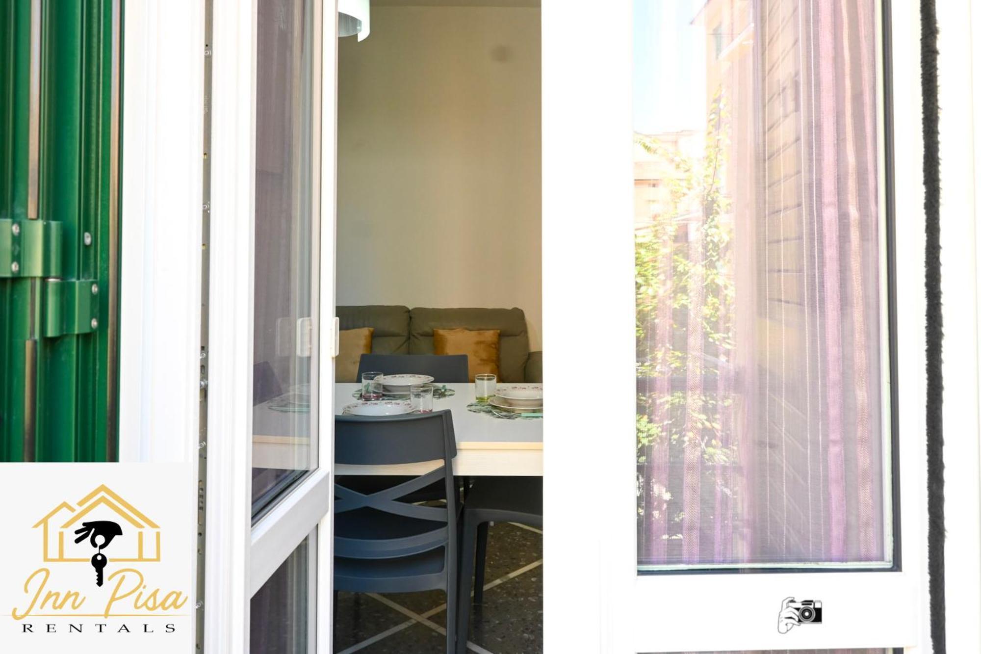 Inn Pisa Rentals 2- Starlight Central Flat Extérieur photo
